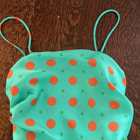 Scarf tops - Picture 2 of 6